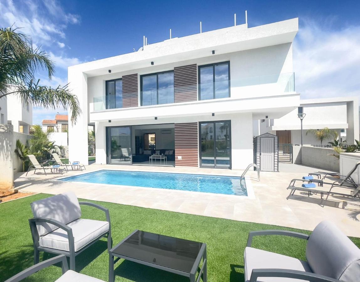 By The Beach - Royal Sapphire Villa Protaras Exterior photo
